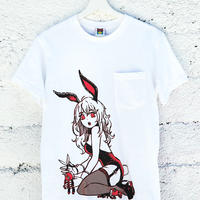 【OMOCAT】BUNNYGIRL Pocket T-Shirt