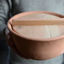 多少の面倒も苦にならないほど気に入って使える。土器のように素朴な