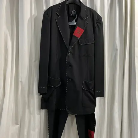 ヨウジヤマモト | STORES