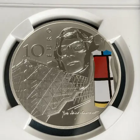 イヴサンローラン | STORES