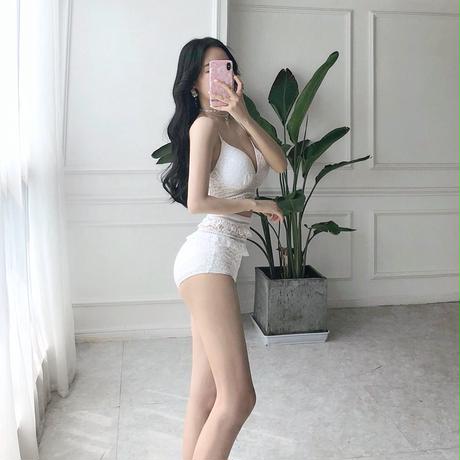 5ccec4c8415a9203d3e7c23b