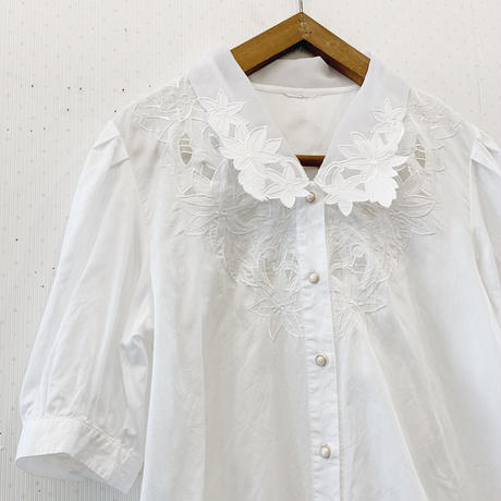 5ca8891ac3a9670a6a1828b8