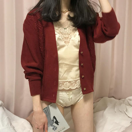 5c5956a8787d840683048ef1