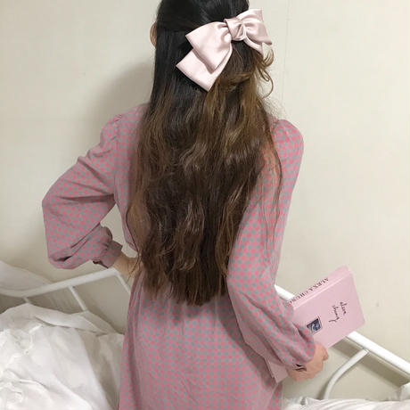 5a7aac61428f2d42f2003770