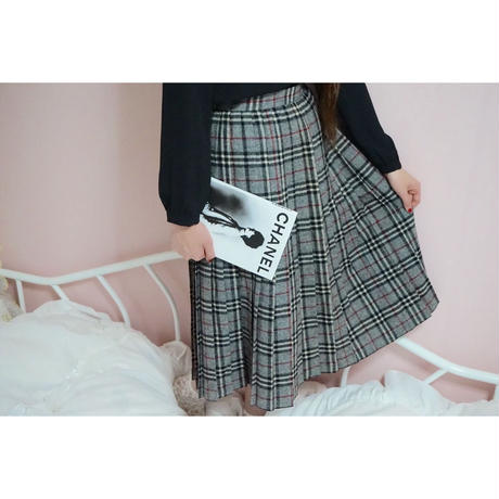 58304c619821cc379b00ad34