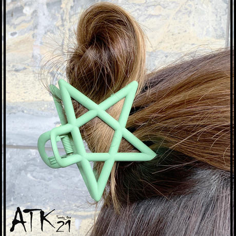 ハーフアップ Stores