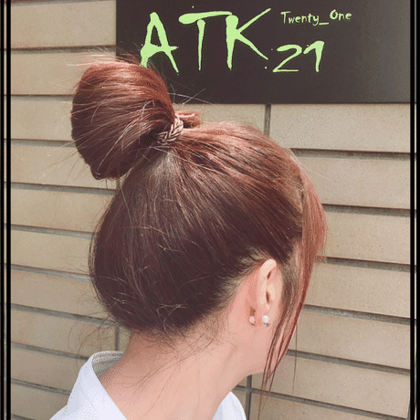 5cee2d15a8945279da08539b