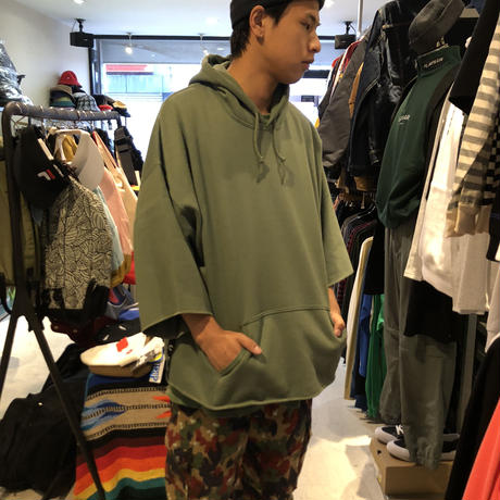 5b9b6f12a6e6ee41bf000403