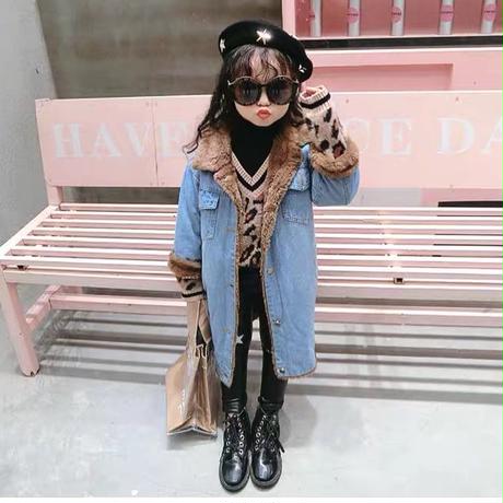 5d74fda1e5628172ff73f35f