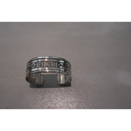 5cb0328bd211bf32cc66f862