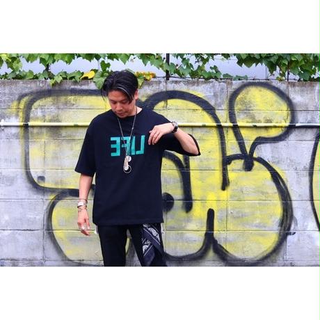 5d144d181bc6e81eea1f179f