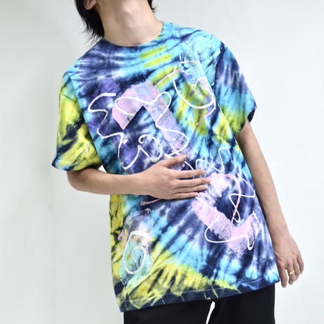 5cb72f164da85208a2231d03