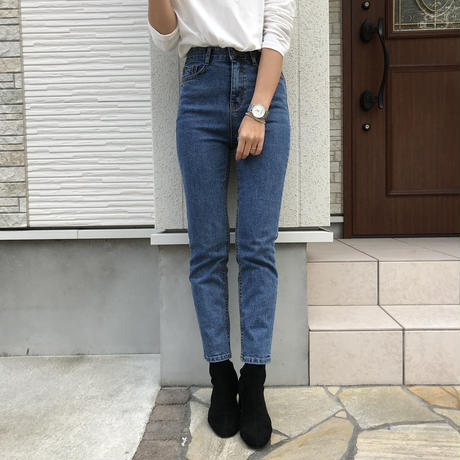 5c5f1a95aee1bb1a383f707f