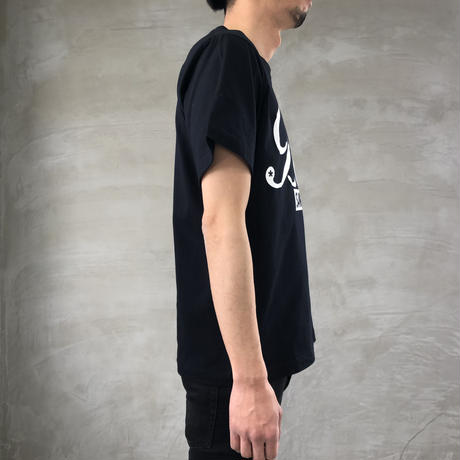 5d47c5854c80644bc0102848