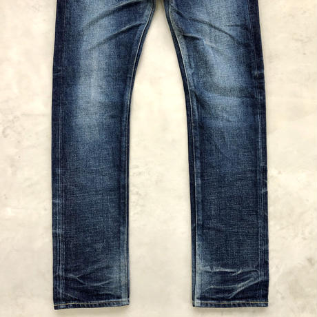 585dcb3400d3310aa200b093