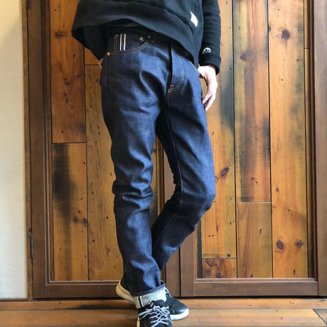 585dd0fb9821cc90cc00cf7d
