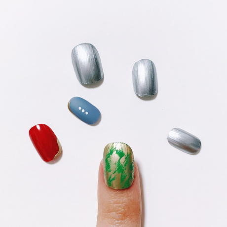 つめをぬるひと Stores