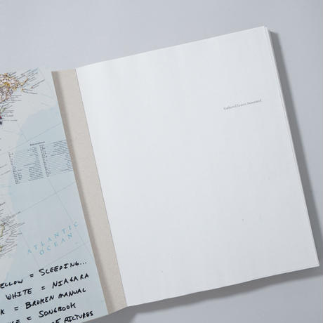 [新刊/New] GATHERED LEAVES ANNOTATED (JAPANESE EDITION) / Alec Soth(アレック・ソス)
