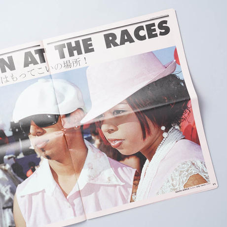 FASHION NEWSPAPER ファッション・ニュースペーパー / Martin Parr (マーティン・パー)