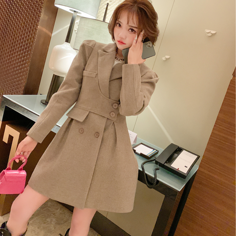 5f89400b8ac3945f74eb48f3