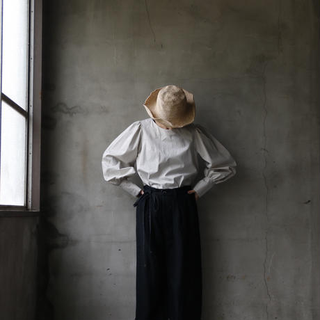 5c3307e6787d8463a8fc79ff