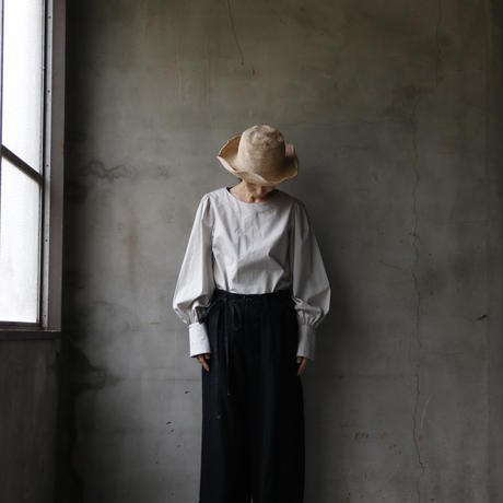 5c3307e6787d8463a8fc79ff