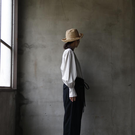 5c3307e6787d8463a8fc79ff