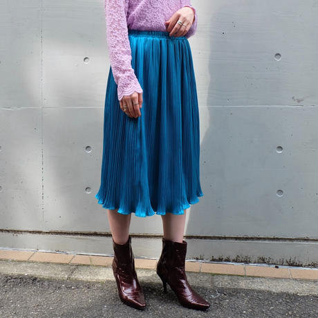 5ae13e27ef843f49db00086f