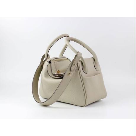 5d441aed66d86c13052b879a