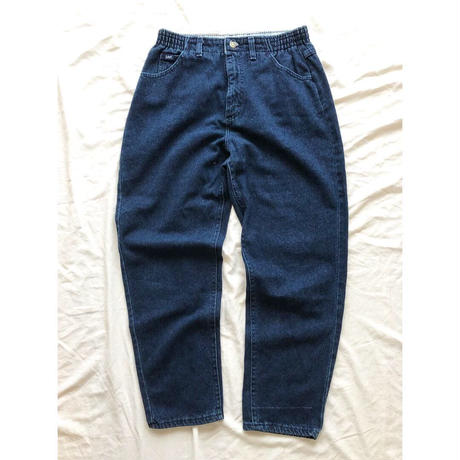 5bf15d2550bbc33bd4000002