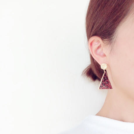 5b90a981ef843f17d30000f8