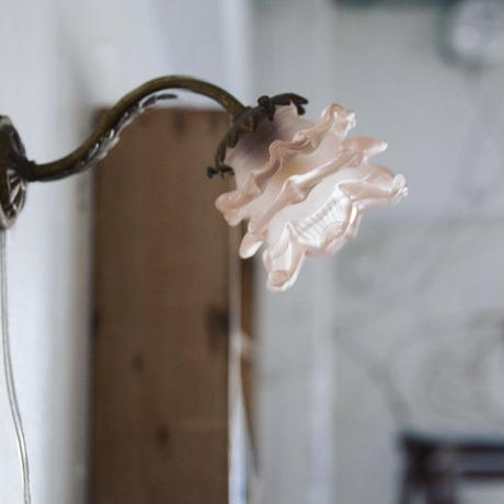 アンティークランプ フランスアンティーク  ピンクシェード 一輪の花 薔薇型 シェード