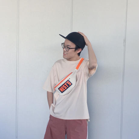 5ca6fdb3b9d5f4729eb7a40d