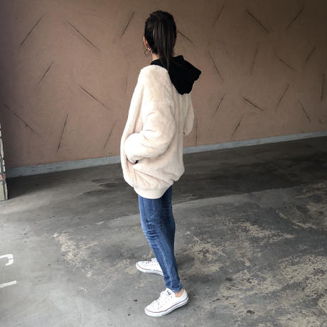 5dcd57ecc6aeea2442c67dc6