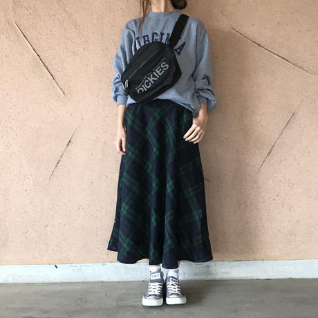 5c093a5a27b44e531061189d