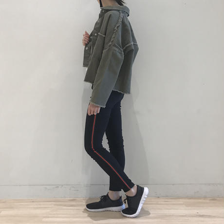 5a69f557f22a5b614700340a