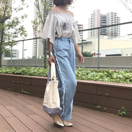 591cbe6cf22a5b60e5003e63