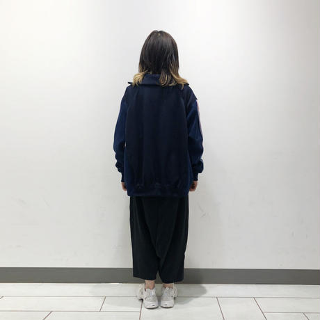 5c4eb9cfe73a2555acb2abc6