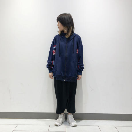 5c4eb92b3b636537b2dd401b