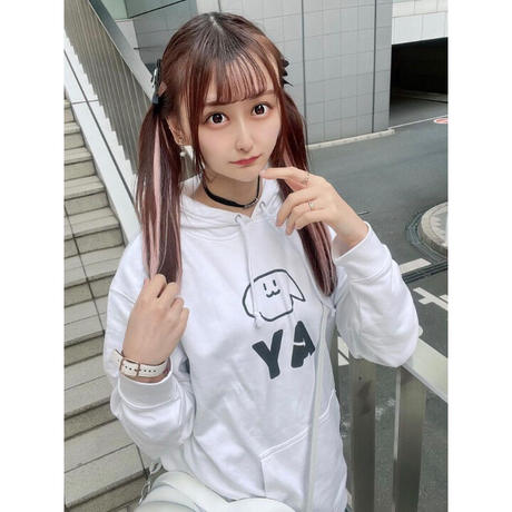 EW×百野綾華/Hoodie