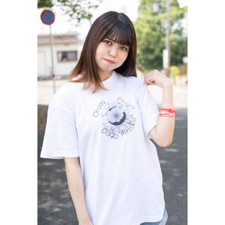 EW×岡田明梨/T-shirt