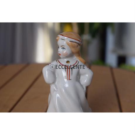 5c079ec5c3976c1808333031