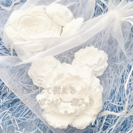 5781f5a441f8e8333801b282