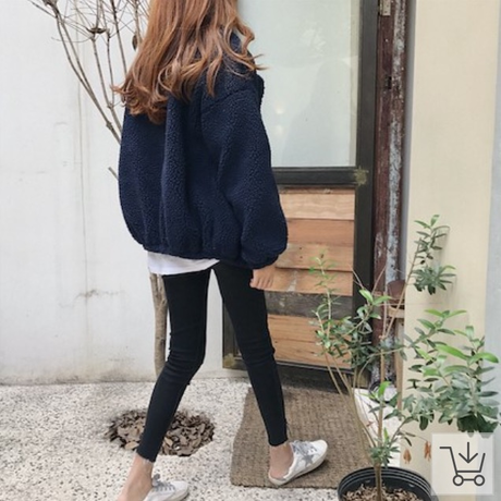 5bb783c3ef843f63c300030f