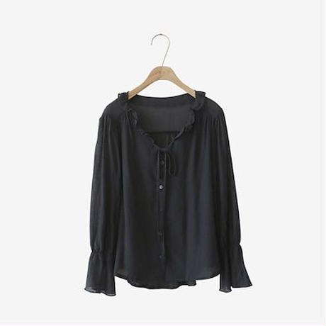 5bfe185ec49cf30a61fa78b9