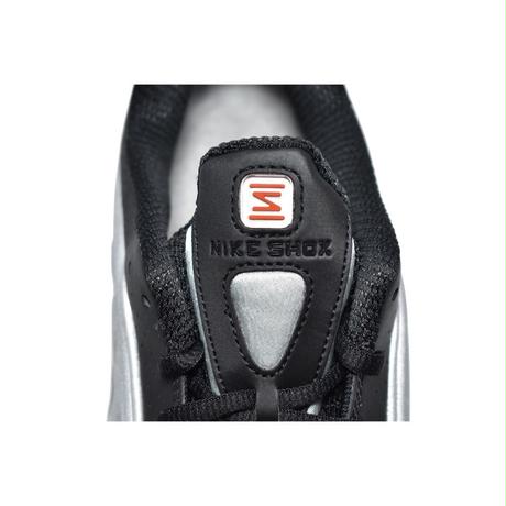 5da325c1220e757cb0716fe4