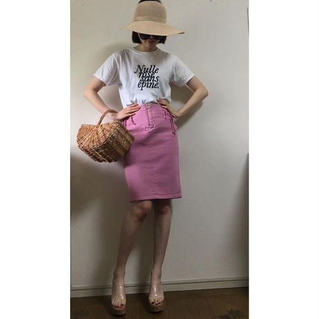 5af696baef843f3e27000274
