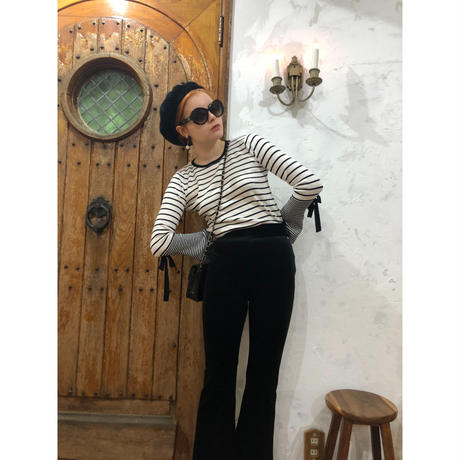 5bff9602c3976c64a3678374