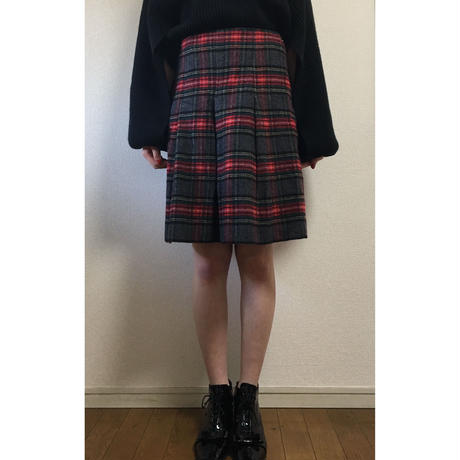 59fd49a63210d51e2b004804