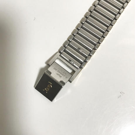5c3992032a28627e8d7fdf77